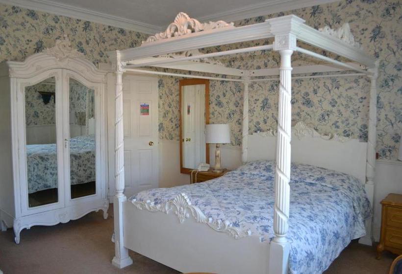 فندق Cranleigh