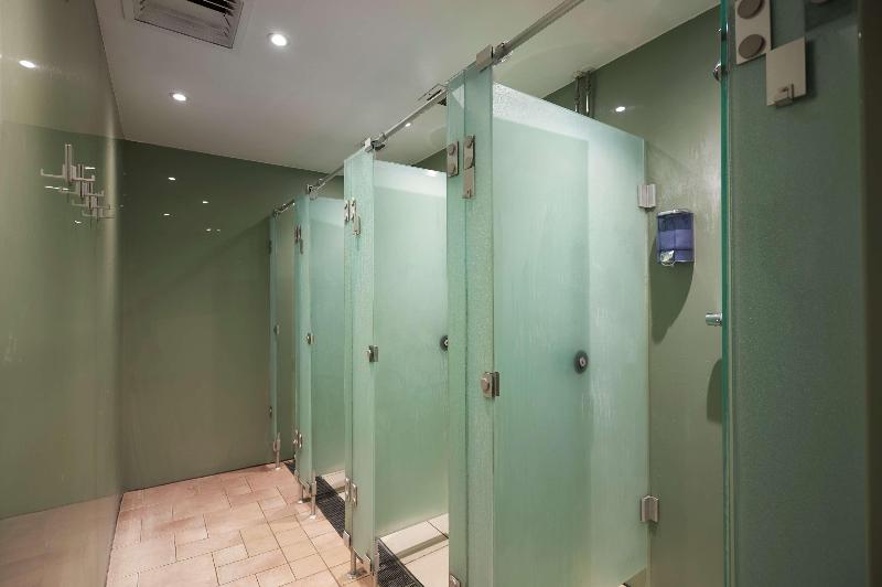هتل Doubletree By Hilton Dartford Bridge