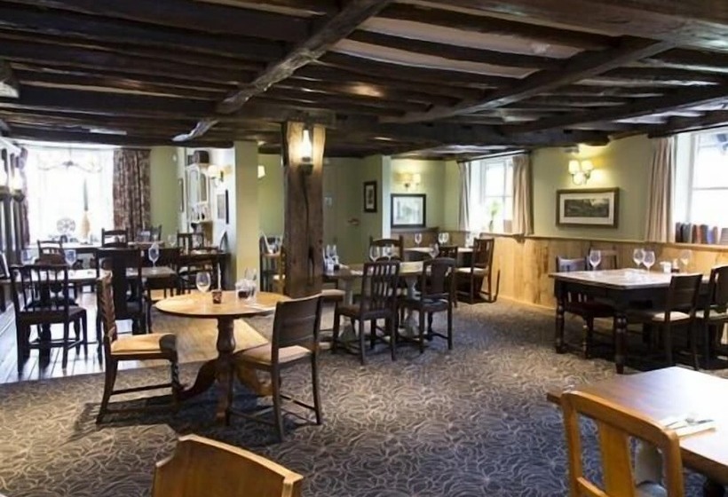 هتل Hadley Bowling Green Inn