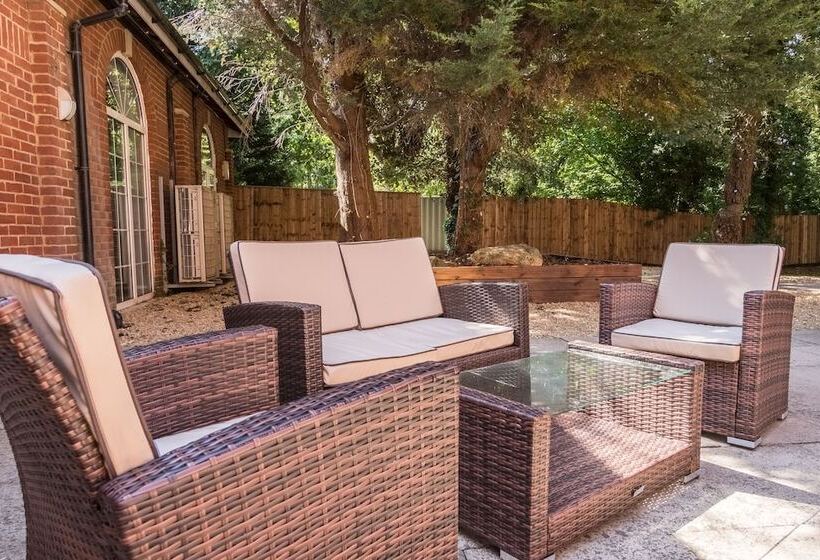 هتل Holiday Inn Corby Kettering A43, An Ihg