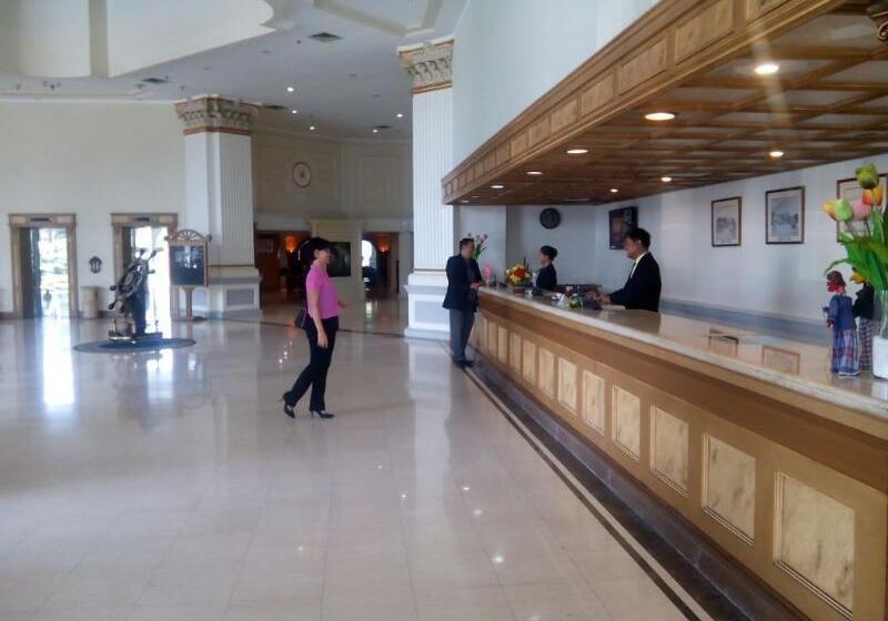 Hotel Mercure Jakarta Batavia