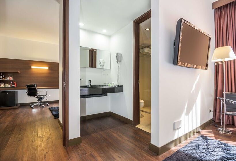 בית מלון כפרי NH Collection Bogota Andino Royal