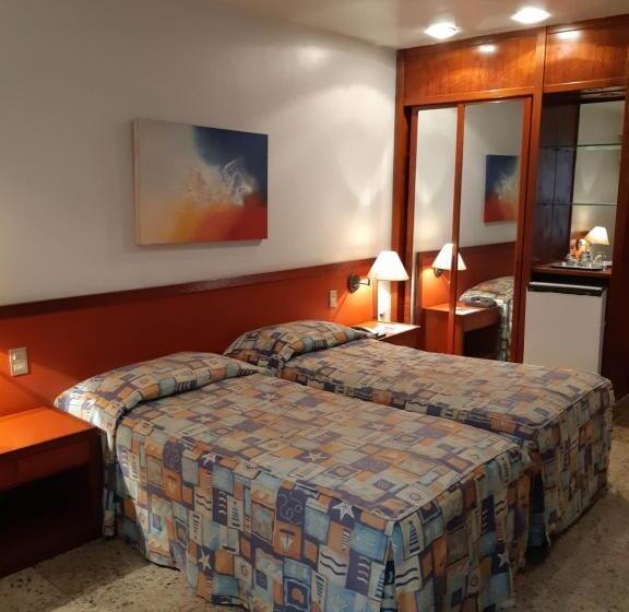 Fotos del hotel Oceano Copacabana:  4