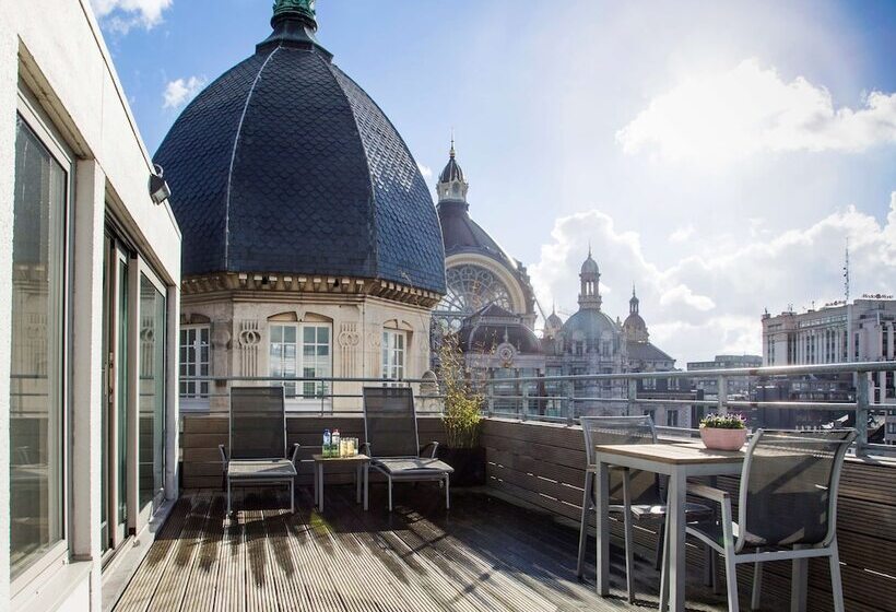 فندق Park Inn By Radisson Antwerpen