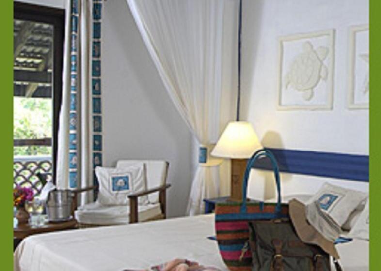 هتل Pinewood Beach Resort And Spa