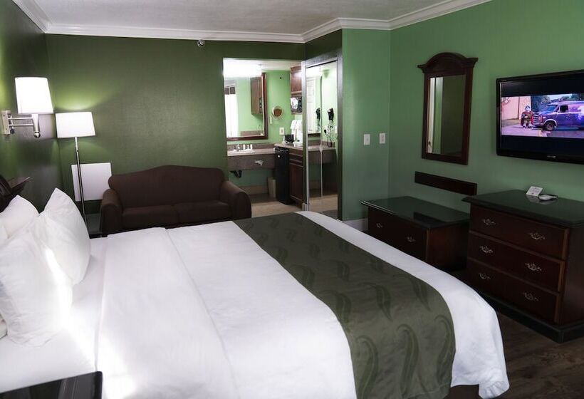 هتل Quality Inn Hemet San Jacinto