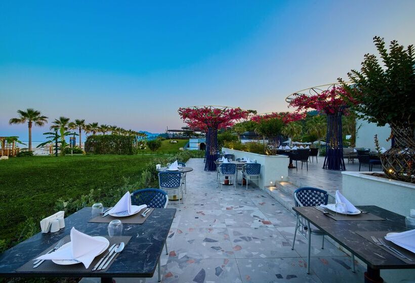هتل Movenpick Resort Antalya Tekirova