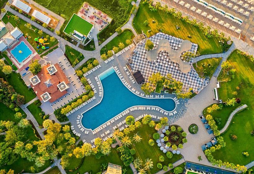 هتل Movenpick Resort Antalya Tekirova