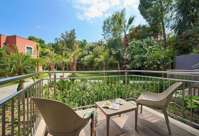 هتل Movenpick Resort Antalya Tekirova