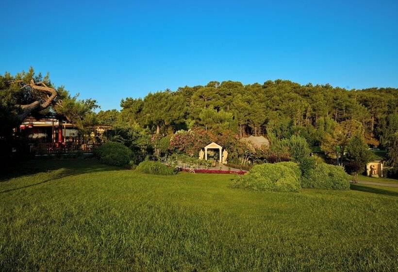 هتل Movenpick Resort Antalya Tekirova