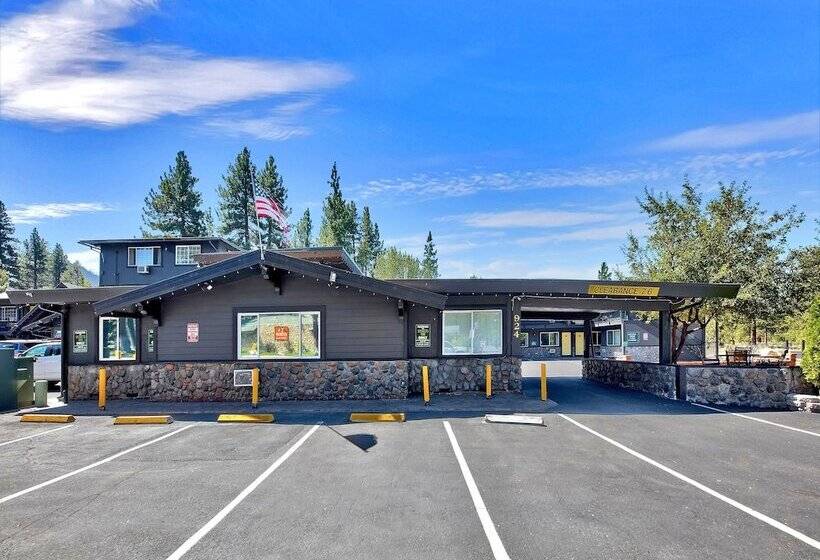 ホテル Secrets Inn Lake Tahoe