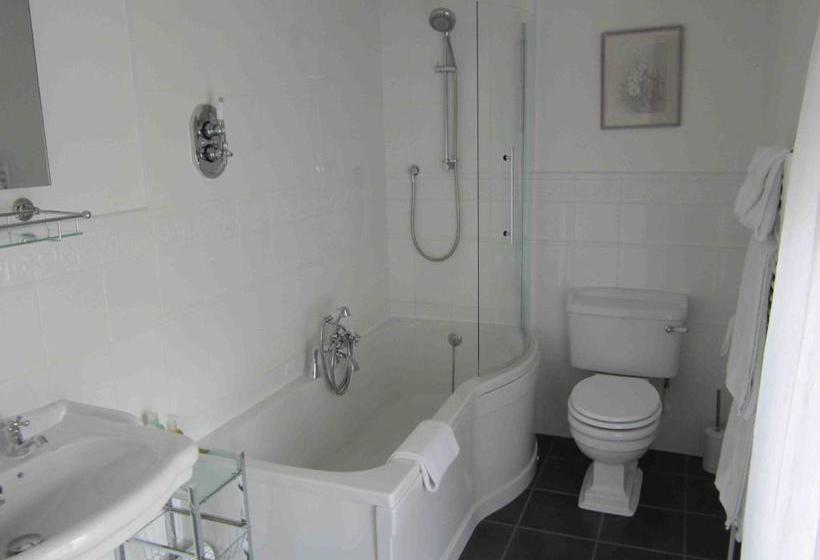 Отель The Three Cocks Coaching Inn