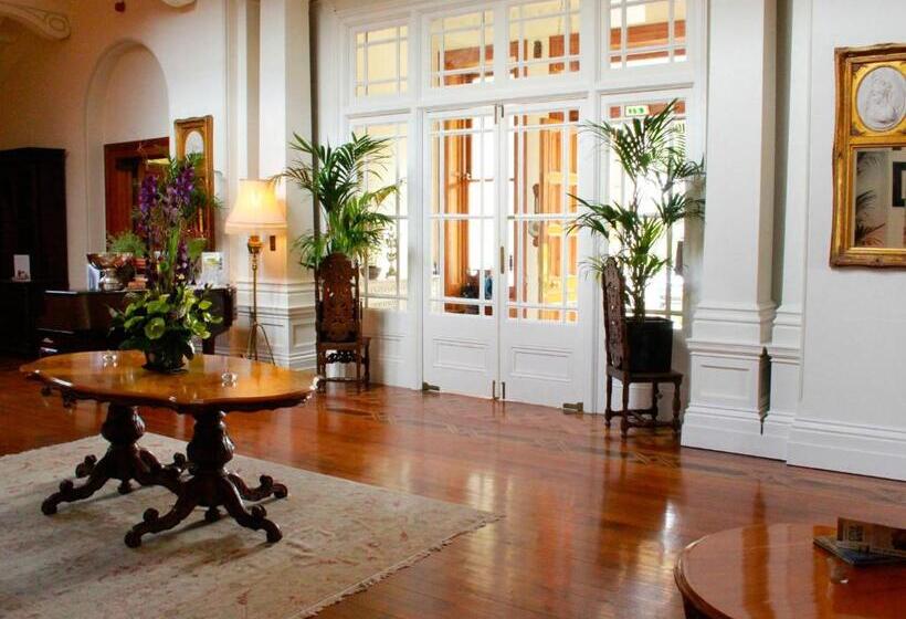 호텔 Tinakilly Country House