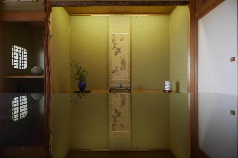 هتل Wakamatsu Hot Spring Resort