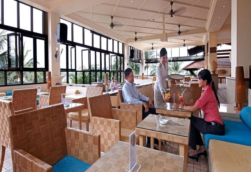 استراحتگاه Avillion Port Dickson