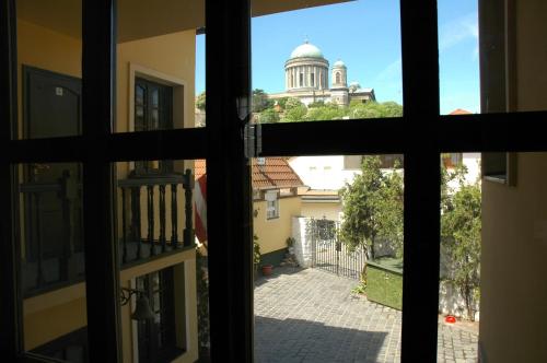 호텔 Alabárdos Panzió és Apartmanház