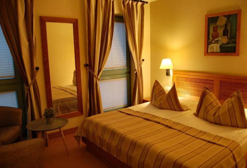 هتل Albergo  Berlin