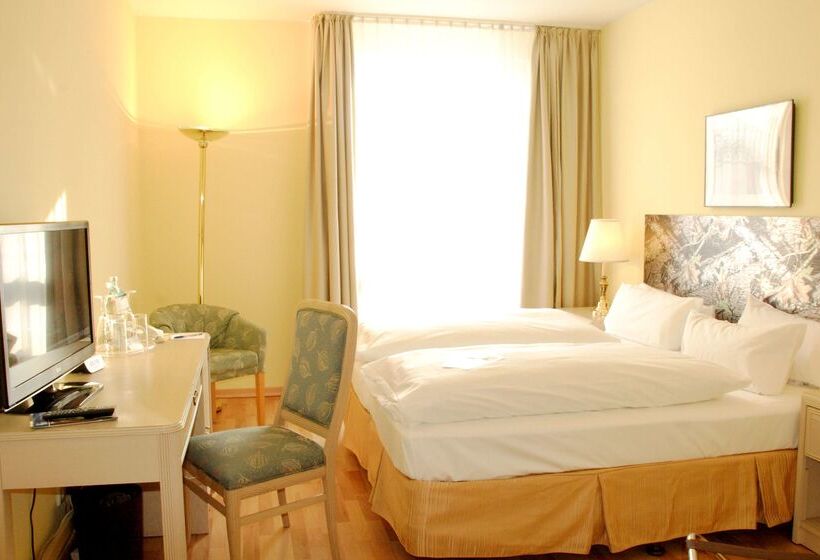 Fotos del hotel Am Schloß Köpenick By Golden Tulip:  12