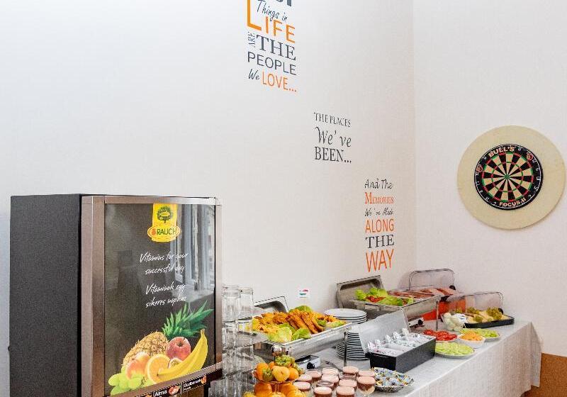 Fotos del hotel City Hotel Matyas:  31