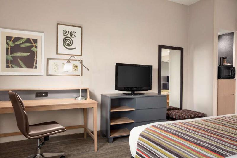 هتل Country Inn & Suites By Radisson, Florence, Sc