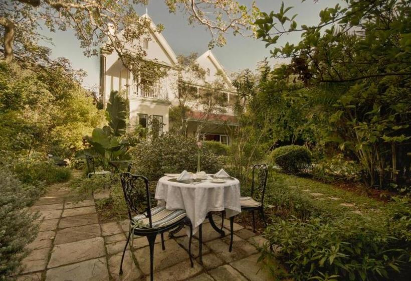 هتل Hacklewood Hill Country House