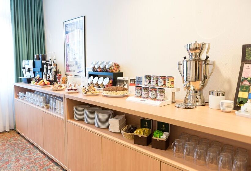 هتل Holiday Inn Essen City Centre, An Ihg