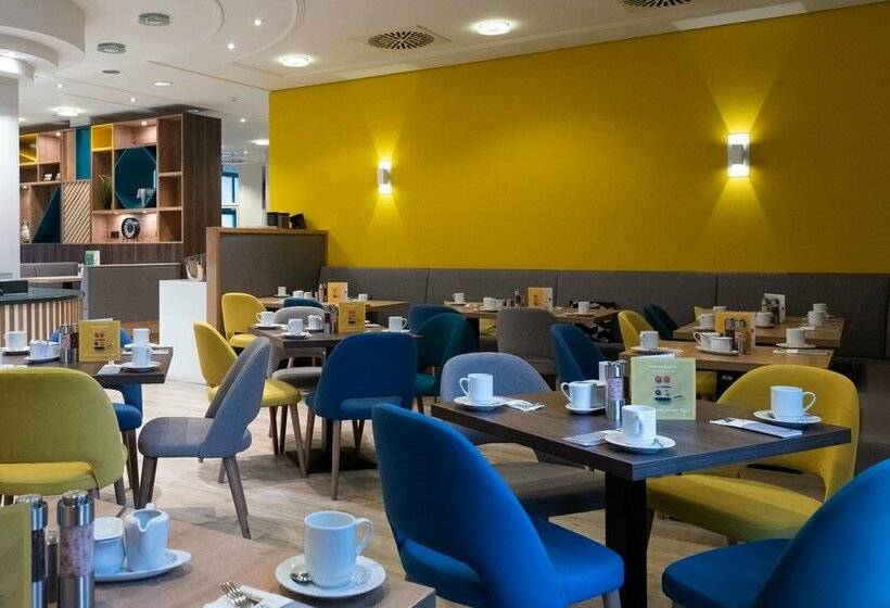 هتل Holiday Inn Essen City Centre, An Ihg