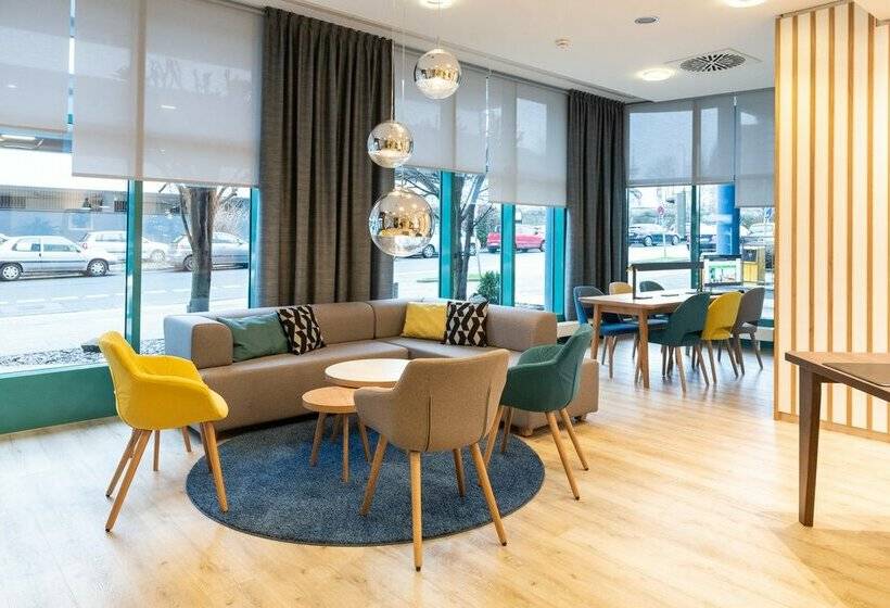 هتل Holiday Inn Essen City Centre, An Ihg