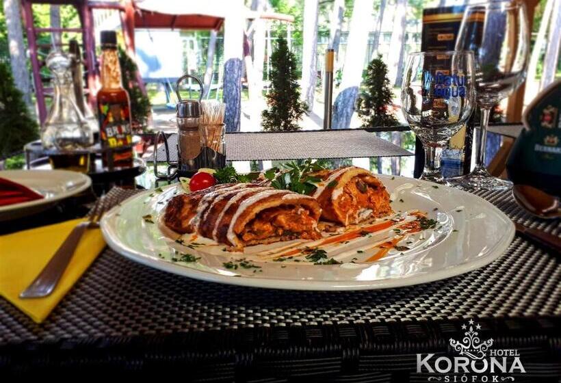 هتل Korona