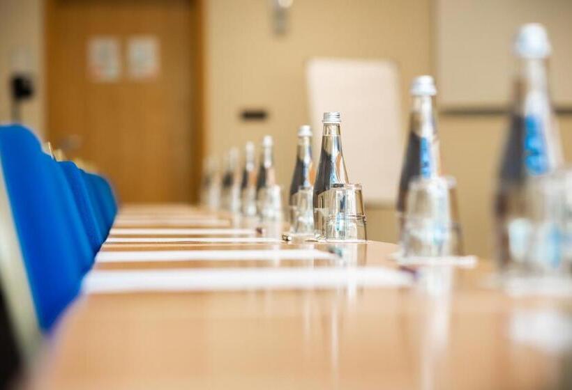 בית מלון כפרי Mercure Opole