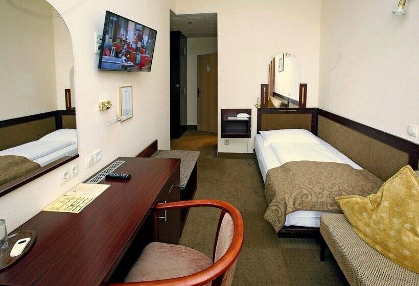 Fotos del hotel Continental Hotelpension:  24