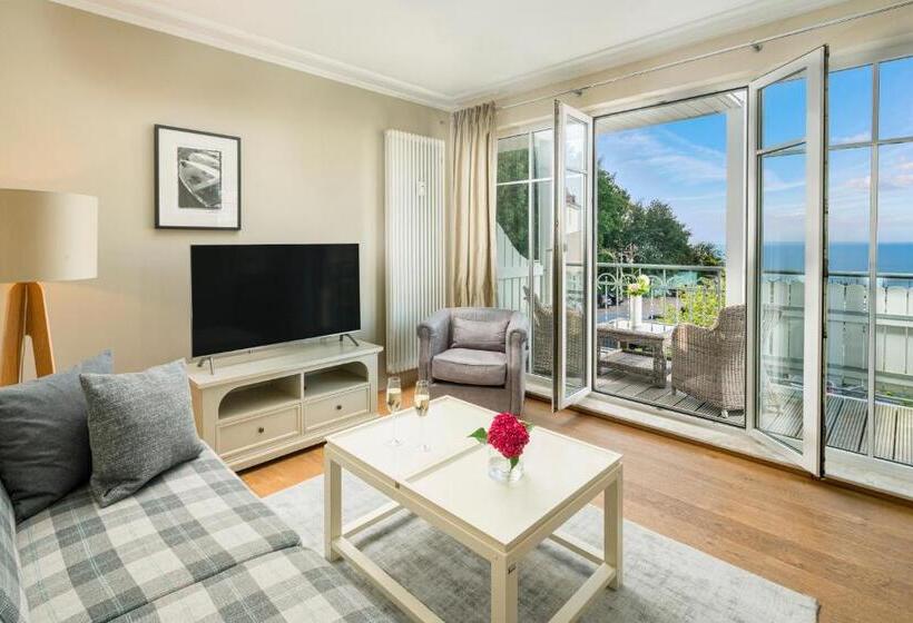 هتل Residenz Waldkrone Kühlungsborn