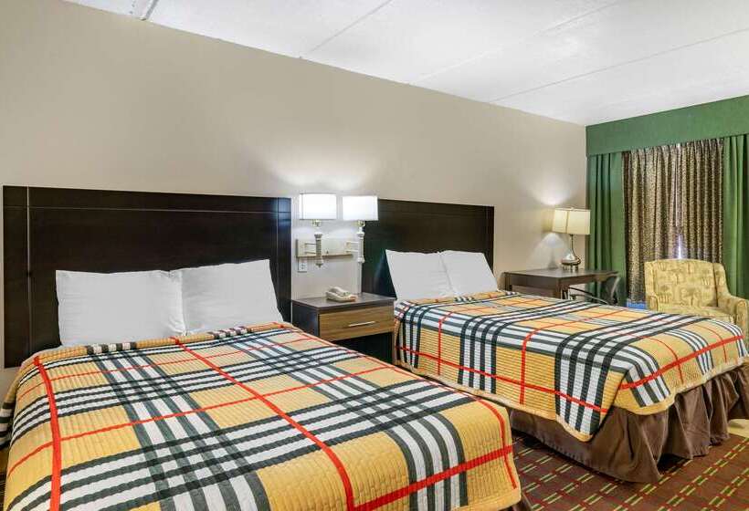 בית מלון כפרי Rodeway Inn Clearwaterdunedin