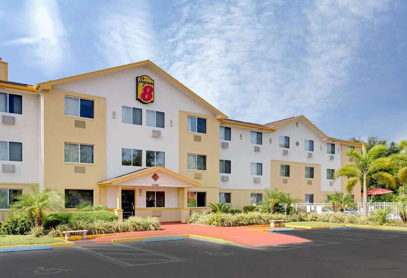 Hotel Super 8 By Wyndham Clearwater/st. Petersburg Airport