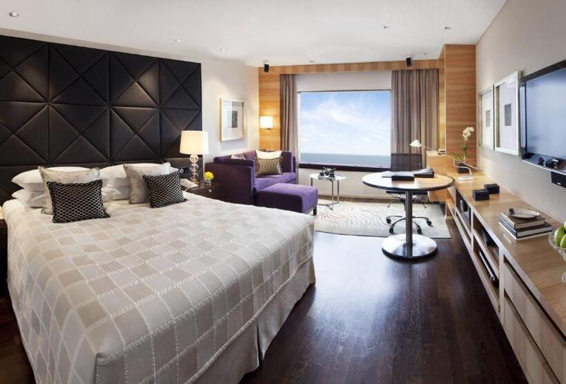 Fotos del hotel Taj Lands End:  16
