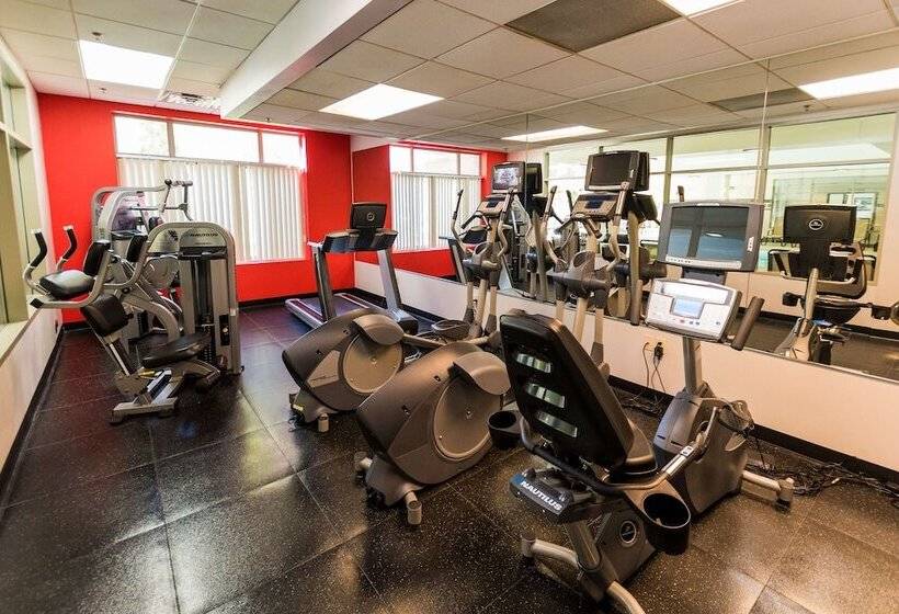 هتل Wyndham Moline On John Deere Commons