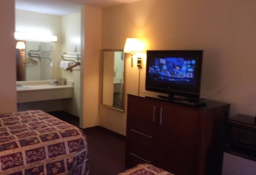 هتل Days Inn By Wyndham York Alabama