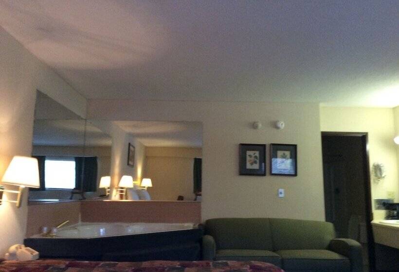 هتل Days Inn By Wyndham York Alabama