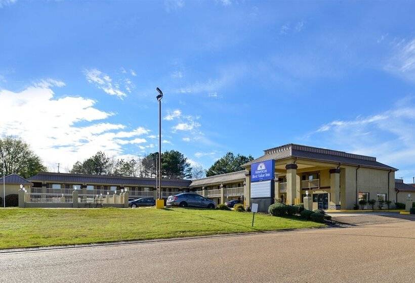 هتل Days Inn & Suites By Wyndham Byram
