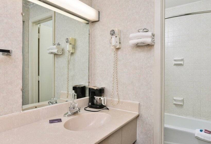 בית מלון כפרי Americas Best Value Inn Of Decatur