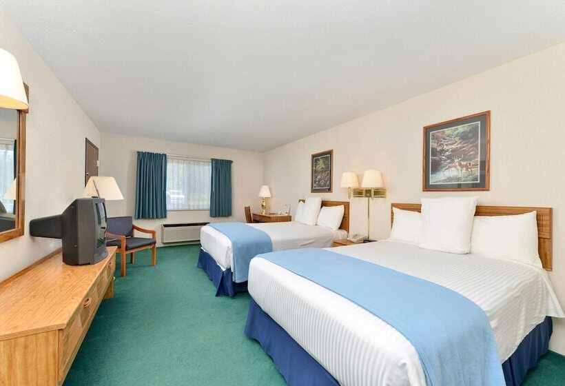 هتل Americas Best Value Inn Tahquamenon Country