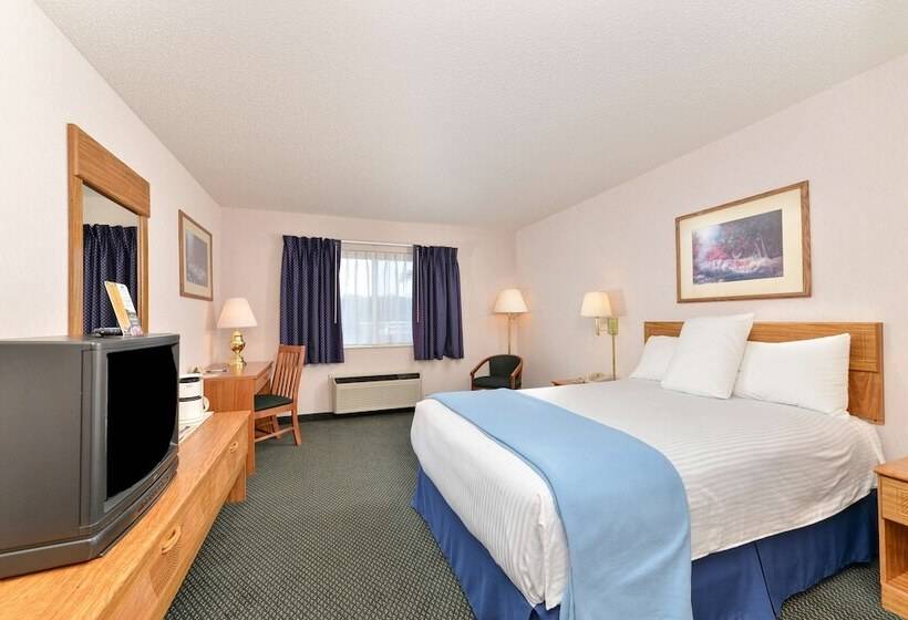 هتل Americas Best Value Inn Tahquamenon Country