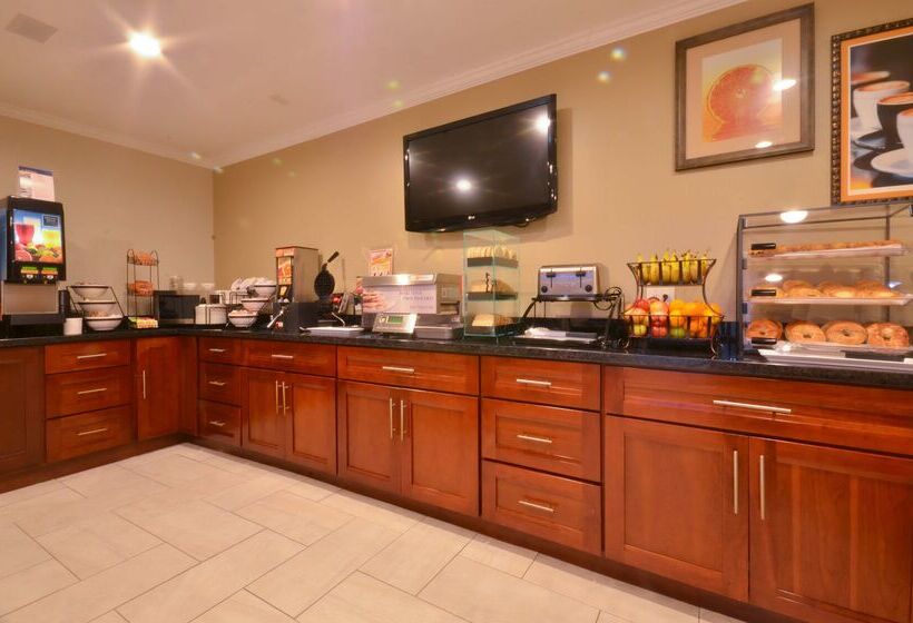 هتل Best Western The Inn & Suites Pacific Grove