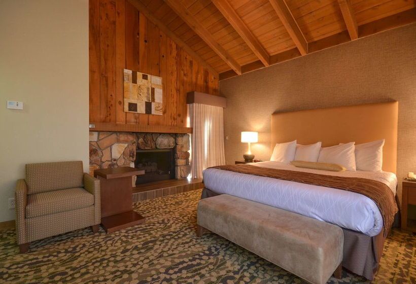 هتل Best Western The Inn & Suites Pacific Grove