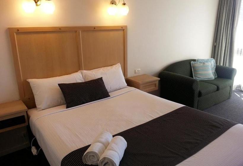 호텔 Big Valley Lakeside Paradise Motor Inn