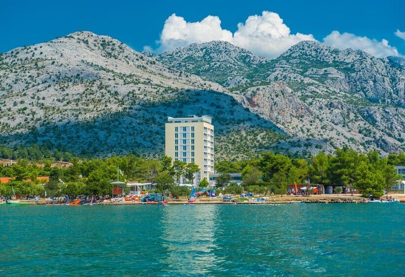 בית מלון כפרי Bluesun Holiday Village Alan