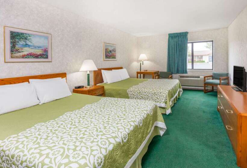 Отель Days Inn By Wyndham Alpena