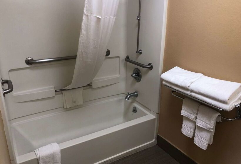 فندق Days Inn By Wyndham Columbus