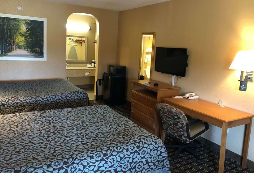 בית מלון כפרי Days Inn By Wyndham Columbus