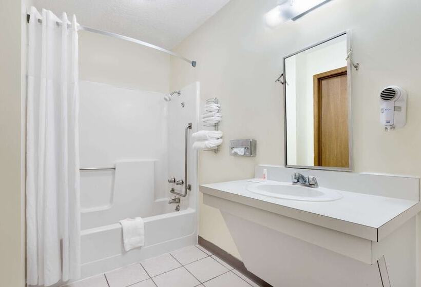 فندق Days Inn By Wyndham Concordia